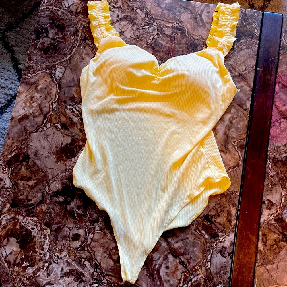 Fashion nova bodysuit